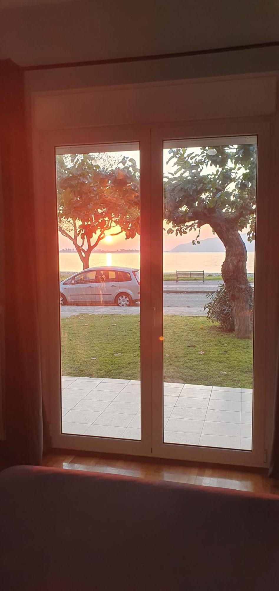 Nafpaktos Seaside Apartment Bagian luar foto