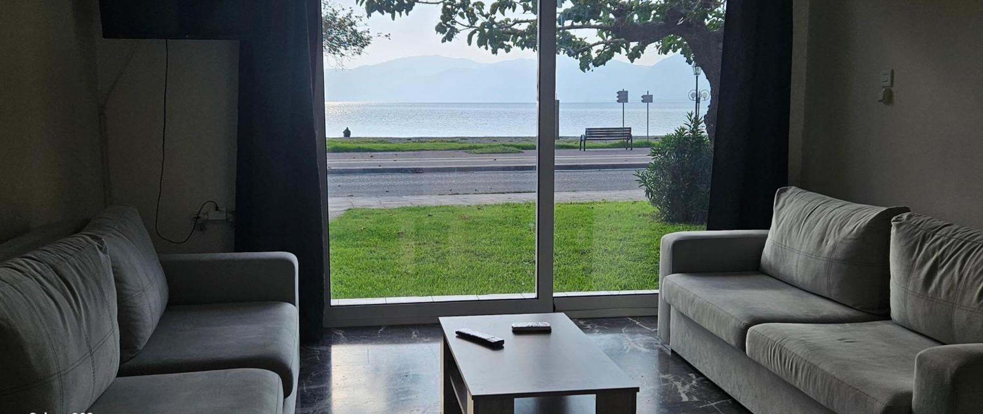 Nafpaktos Seaside Apartment Bagian luar foto